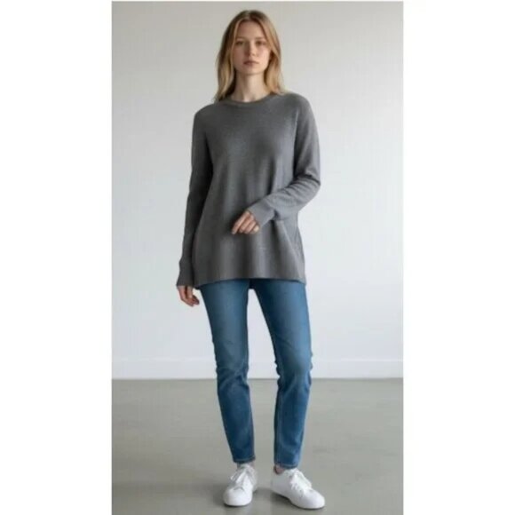 Vince Sweaters - Vince Gray Cashmere Long Sleeve Crew Neck Sweater Women's Small